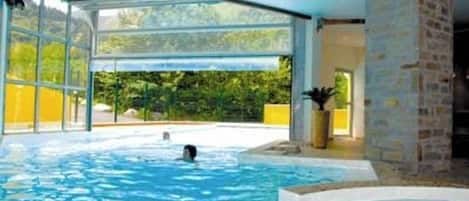 Indoor pool, outdoor pool