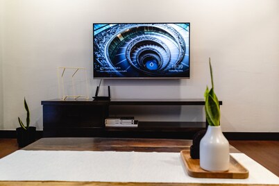 Industrial Style Apartment for 5