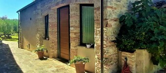 Schitterend vrijstaand vakantiehuis voor 4 personen met WIFI, airco, zwembad, TV en terras