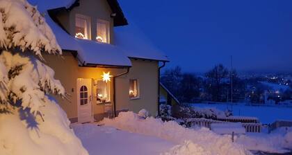 Fewo Schneebergblick mit Loggia und Balkon und viel Patz