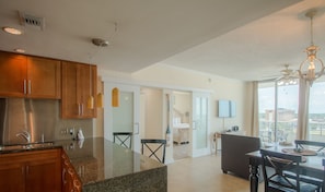 Fridge, microwave, stovetop, dishwasher