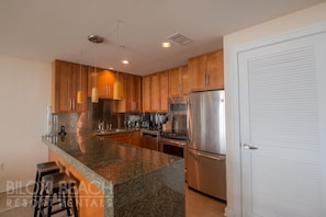 Condo, Multiple Beds, Private Pool, Beach View | Private kitchen | Fridge, microwave, stovetop, dishwasher - Ocean Club 1508 (Biloxi)