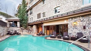 Pool - 1BR Beaver Creek Village condo with ski school access, pool, hot tub, WiFi (Beaver Creek)