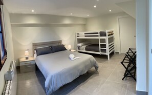 4 chambres, fer et planche Ă repasser, Wi-Fi gratuit, draps fournis