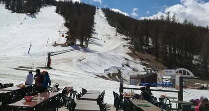 APARTEMENT PROCHE DES PISTES