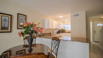 Condo, 2 Queen Beds, Private Pool | Private kitchen | Fridge, microwave, stovetop, dishwasher