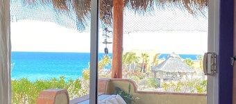 Charming Beach Bungalow with Ocean View and AC! 