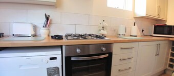 Spacious 3-bedroom House With Superfast Wi-fi