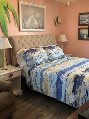 2 bedrooms, desk, iron/ironing board, free WiFi