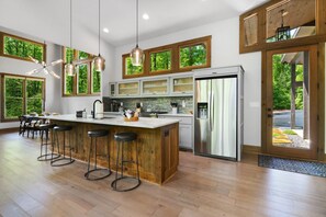 Fridge, microwave, oven, stovetop - Falls Watch ~ 3BR Mountain Modern Luxury on a Private Waterfall!  Wow! (Ellijay)