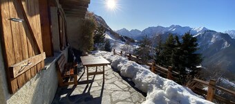 Domaine de l'Alpe d'Huez-Villard-Reculas: 180m2 chalet with stunning views 