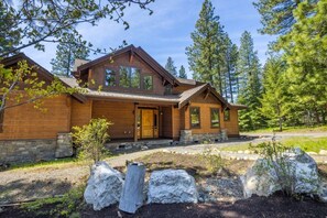Exterior - Suncadia 5 Bdrm Home that Sleeps 16 (Cle Elum)