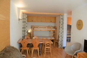1 chambre, accès Internet, draps fournis
