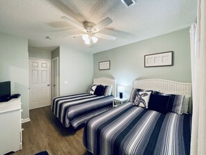 2 bedrooms, iron/ironing board, free WiFi