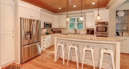 2602 Hartnett Boulevard