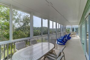 House, Multiple Beds (2307 Palm Boulevard) | Balcony
