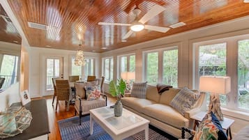 Cabin, Berbilang Katil (29 Twin Oaks) | Ruang tamu