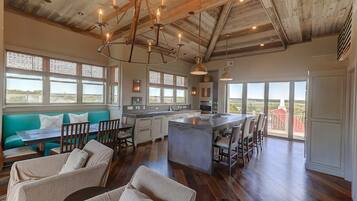 House, Multiple Beds (305 Carolina Boulevard) | Living room | TV