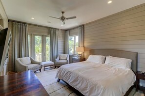 Huis, Meerdere bedden (305 Carolina Boulevard) | 5 slaapkamers, beddengoed