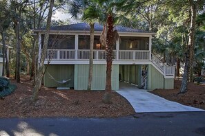 Cabin, Berbilang Katil (35 Twin Oaks) | Bahagian luar