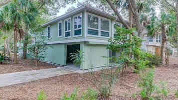 Cabin, Multiple Beds (35 Twin Oaks) | Exterior