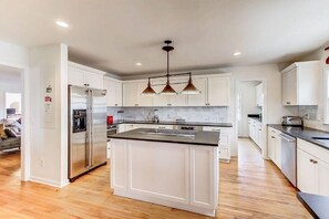 独立别墅, 多张床 (3602 Palm Boulevard) | 私人厨房