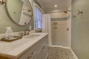 Casa, varias camas (3602 Palm Boulevard) | Baño