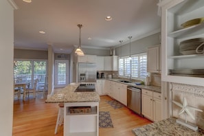 House, Multiple Beds (17 56th Avenue) | Private kitchen | Fridge, microwave, dishwasher, coffee/tea maker