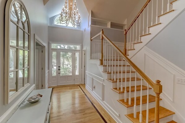 Talo, useita sänkyjä (26 Hidden Green) | Sisätilat