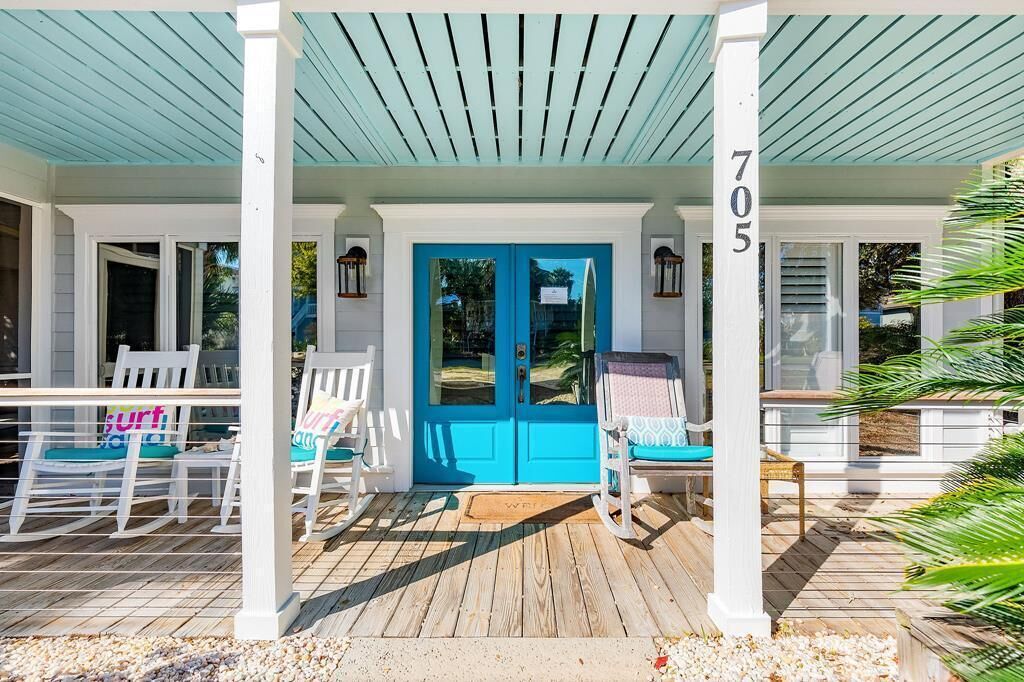 House, Multiple Beds (705 Carolina Boulevard) | Exterior