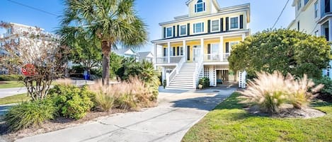 Maison, Plusieurs lits (918 Carolina Boulevard) | Extérieur