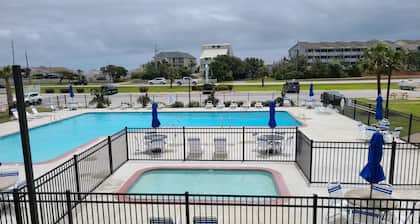 Studio Condo at Atlantic Beach waiting for you to come and play :)