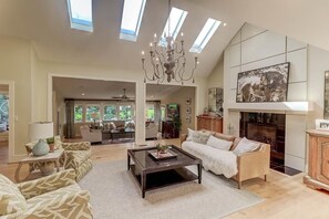 Huis, meerdere bedden (8 Hidden Green) | Woonkamer