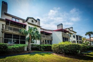 Condo, Multiple Beds (406 Yacht Harbor Court) | Exterior
