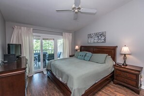 Condo, Multiple Beds (406 Yacht Harbor Court)