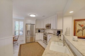 Condo, Multiple Beds (111 Summerhouse Villa) | Private kitchen