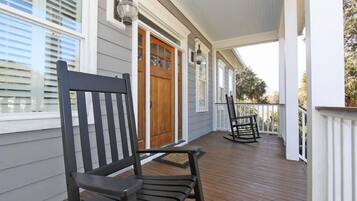 House, Multiple Beds (3008 Hartnett Boulevard) | Balcony