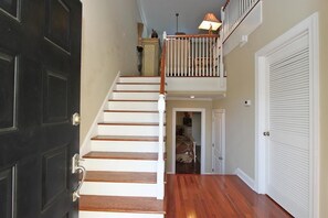 House, Multiple Beds (39 Linkside Villa) | Interior