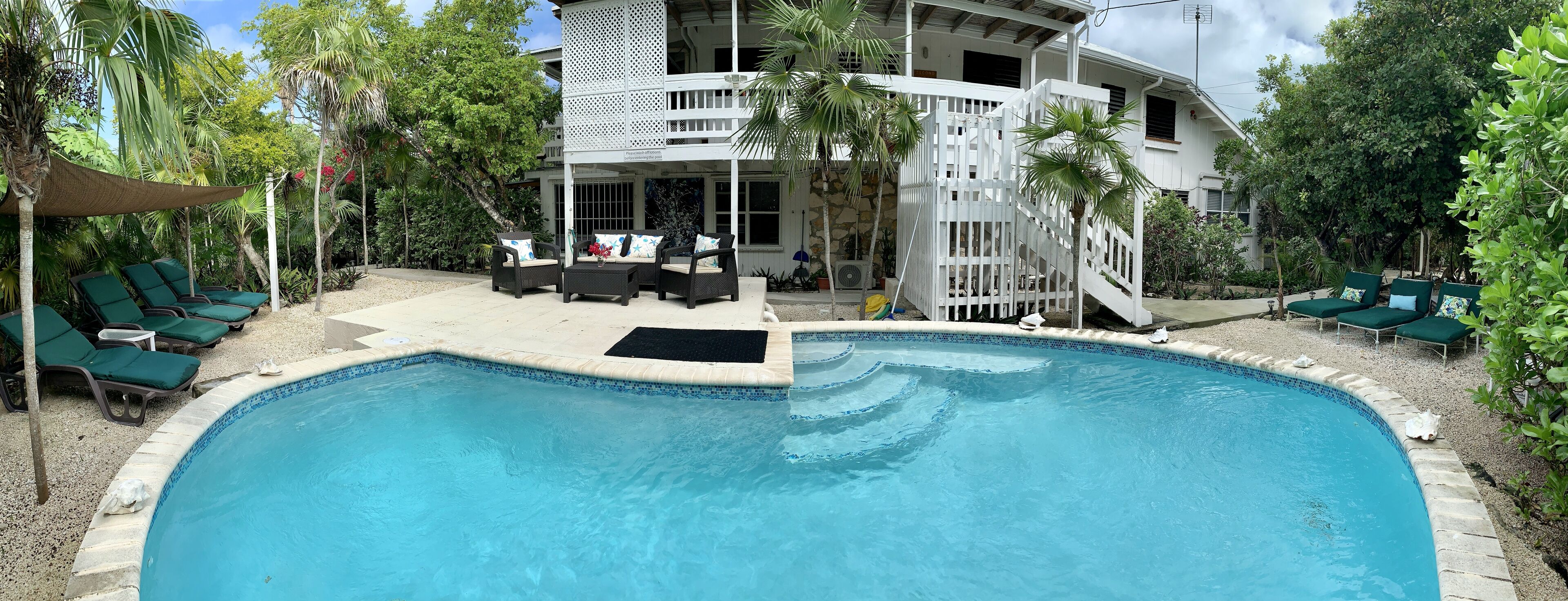 Alberca al aire libre 