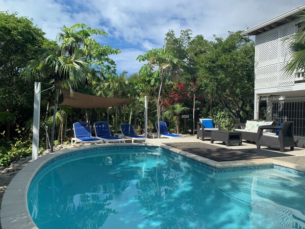 Alberca al aire libre 