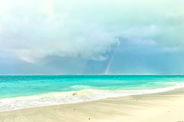 Beach nearby, sun-loungers, beach towels
