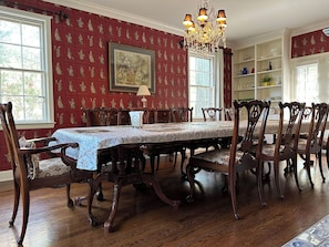 Dining - Filmed in Movie-Large Charming Midtown 4000 f²,5 BR,8 beds,3.5 bath sleeps 14 (Memphis)
