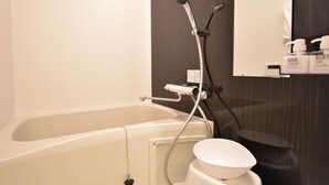 Apartment (101) | Bathroom | Separate tub and shower, deep soaking tub, free toiletries, towels - Alphabed Okayama Sennitimae101 (Okayama)