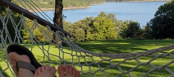 Large,3 Bdrm, Lake View/Access Home w/ Rustic/Modern Charm, Resort Amenities