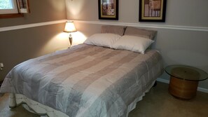 3 bedrooms, iron/ironing board, travel crib, free WiFi - Lakefront 3BR Retreat Stunning Views & Serenity" (Camdenton)