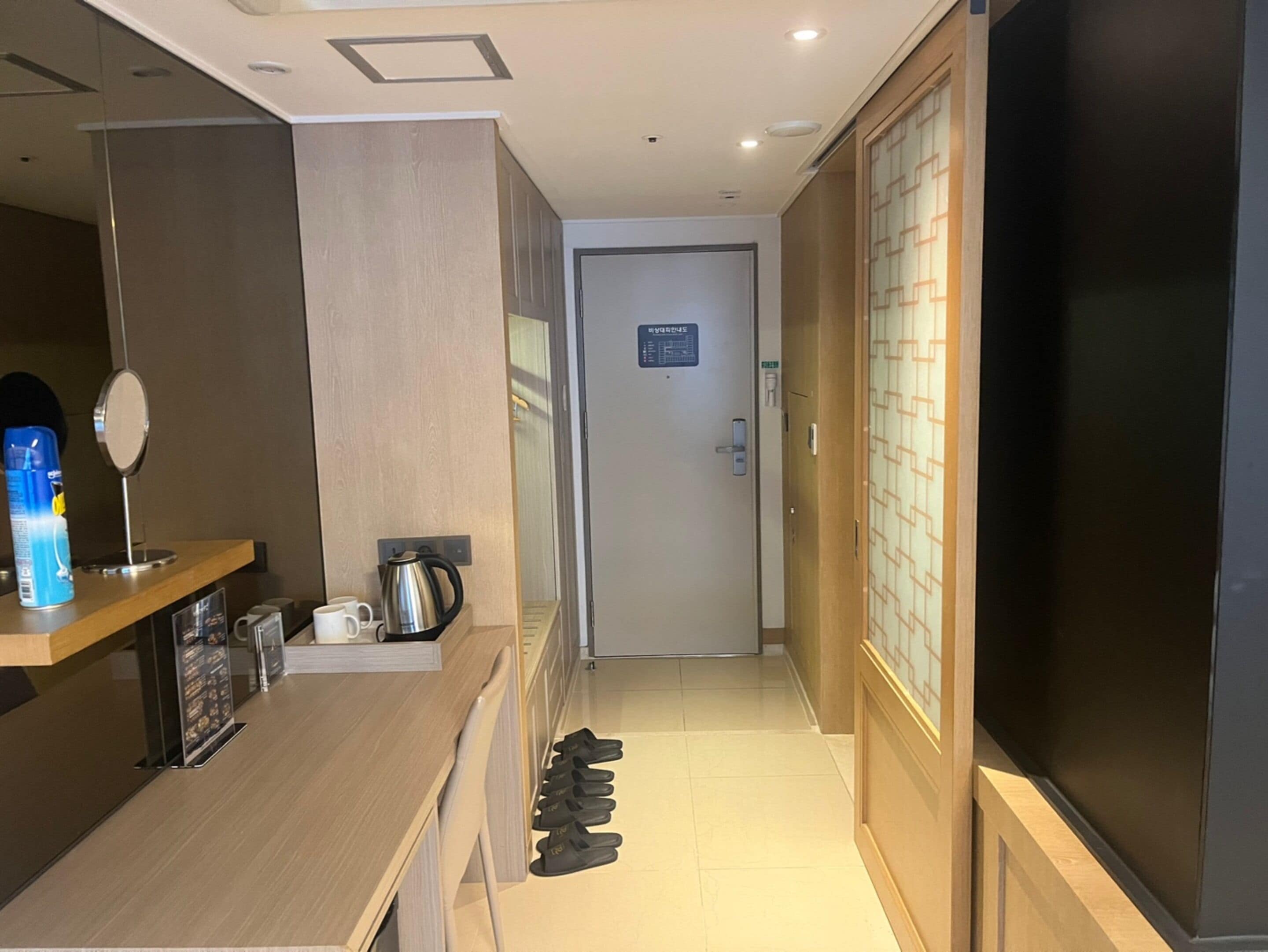 deluxe ondol room | in-room safe, desk, blackout curtains, cots/infant beds