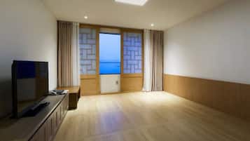 Deluxe Ondol Room