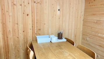Chambre Double Économique | Ameublement personnalisé, Wi-Fi gratuit