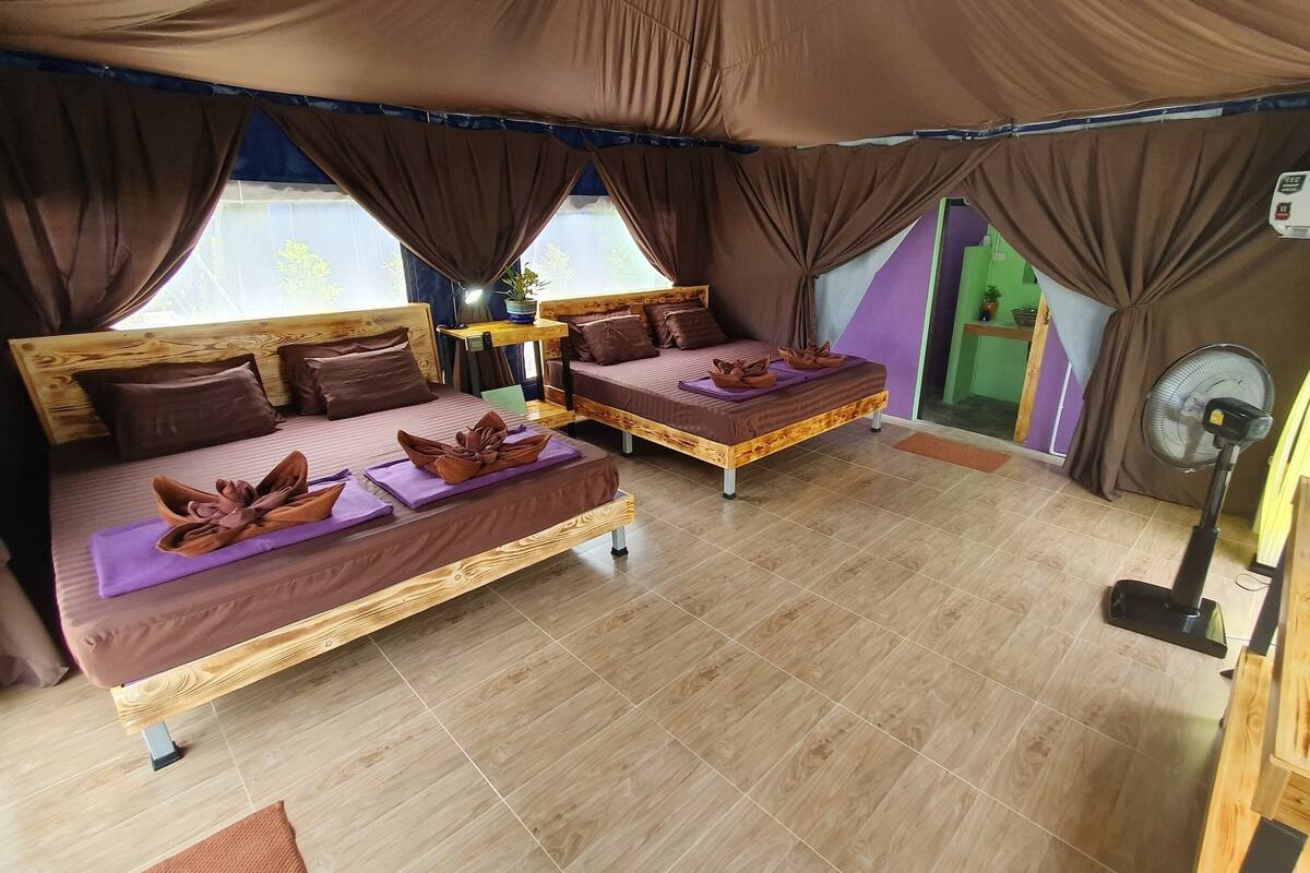 Quadruple Tented Room | Desk, WiFi (free), bed sheets
