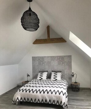 1 bedroom, iron/ironing board, WiFi, bed sheets - Iris - Bed and breakfast (Ognes)
